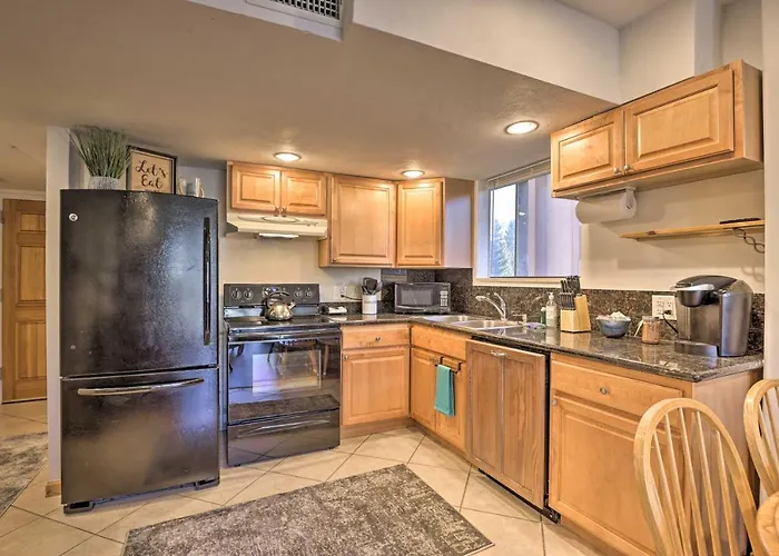 Holiday home Near Lift & Golf Course!